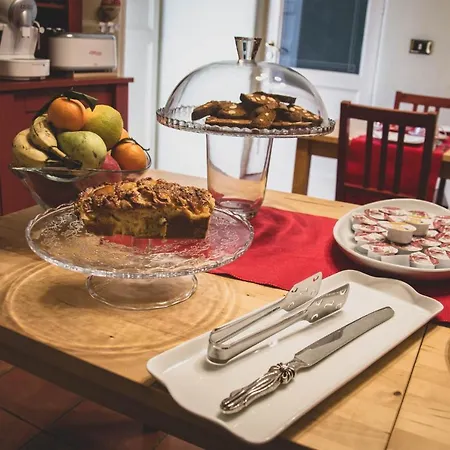 Antica Dimora Caruso Bed & Breakfast 3*